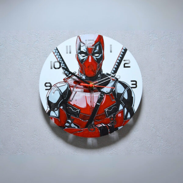 Deadpool Temalı Duvar Saati