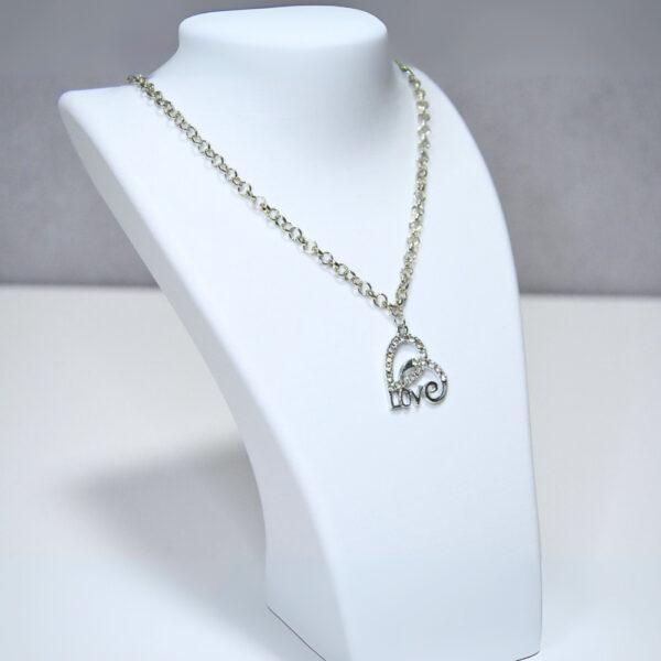 K-20100-3 Zirkon Love Yazılı Kalpli Kolye